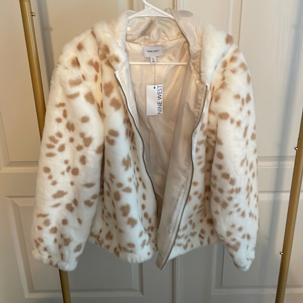 Nine West faux fur hooded zip jacket